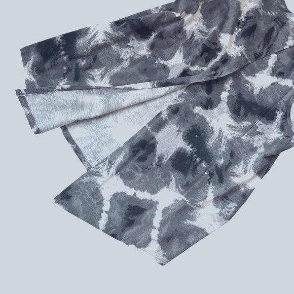 Ideology Workout Peek Hole Back Top Size Large NWT - Picture 8 of 9